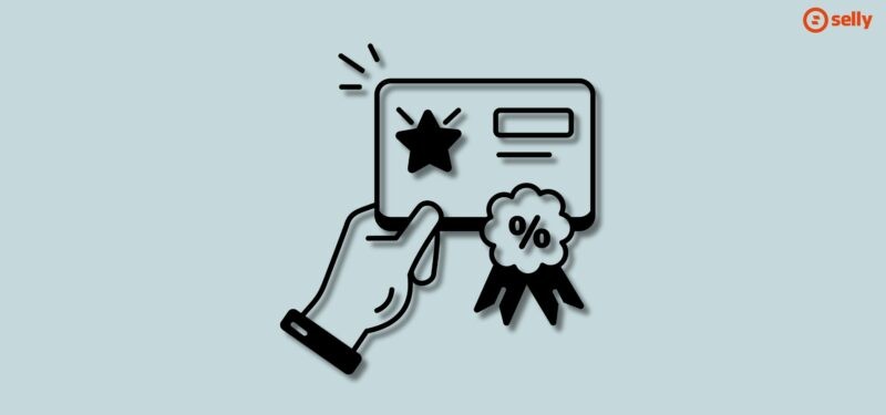 Grafika przedstawiająca rękę klienta trzymającą bon lojalnościowy.